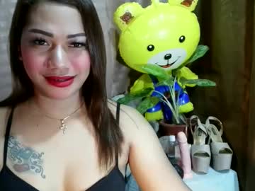 Enchantressjenieghxxx April 01, 2026 Chaturbate stream image