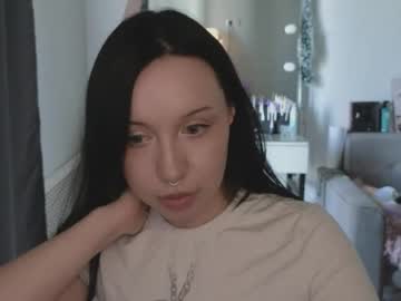 Moranagoddess April 01, 2026 Chaturbate stream image