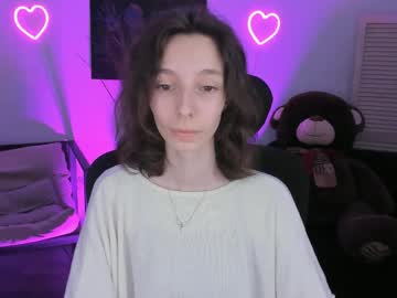 Emmanuellbrown April 01, 2026 Chaturbate stream image
