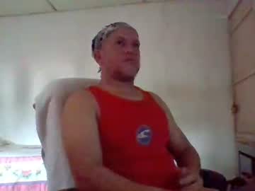 Golons17 April 01, 2026 Chaturbate stream image