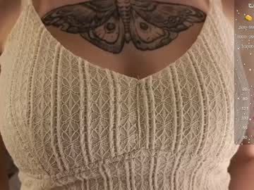 Emi_Mally April 01, 2026 Chaturbate stream image
