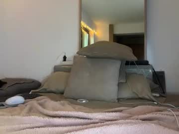 Cristinabrunete April 01, 2026 Chaturbate stream image