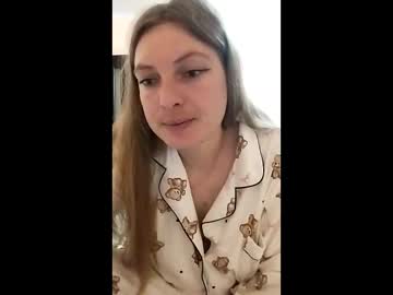Oksiloverx April 01, 2026 Chaturbate stream image
