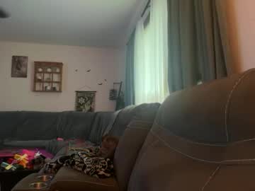 Maroon_Moon April 01, 2026 Chaturbate stream image
