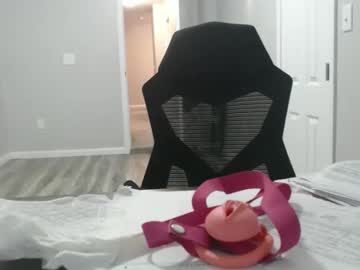 Doinitall April 01, 2026 Chaturbate stream image