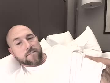 Bensoncarverd April 02, 2026 Chaturbate stream image