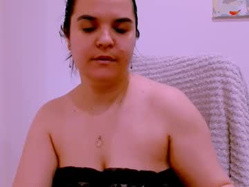 Ella_Diamonds April 02, 2026 Chaturbate stream image