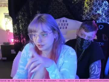 Wrenvalentine April 02, 2026 Chaturbate stream image