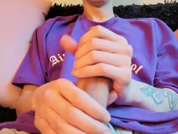 Bumblubee April 02, 2026 Chaturbate stream image