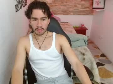Enzo_Morelli April 02, 2026 Chaturbate stream image