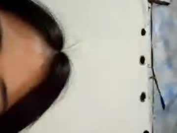 Clementineperniciaro April 02, 2026 Chaturbate stream image