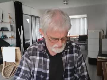Ewaldwillems99 April 02, 2026 Chaturbate stream image