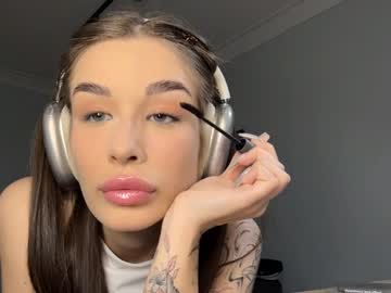 Latiaburtenshaw April 02, 2026 Chaturbate stream image