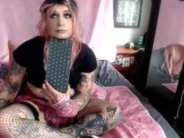 Sissyslutliana69 April 02, 2026 Chaturbate stream image
