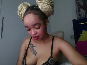 Sexymel022 stream photo from April 02, 2026