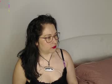 May_Bloom April 03, 2026 Chaturbate stream image