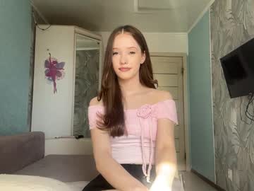 Corinevanschoyck April 03, 2026 Chaturbate stream image