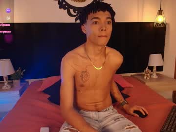 Enyer_Twin1 April 03, 2026 Chaturbate stream image