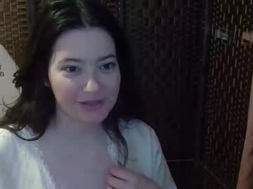 Rosierevive April 04, 2026 Chaturbate stream image