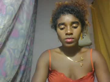 Elina981 April 04, 2026 Chaturbate stream image