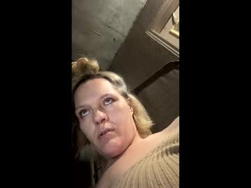 Barelybehavedbarbie April 04, 2026 Chaturbate stream image