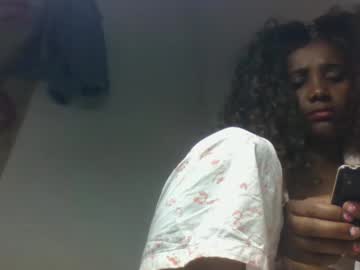 Ciciazzhh April 04, 2026 Chaturbate stream image