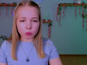 Emi_Fade April 04, 2026 Chaturbate stream image