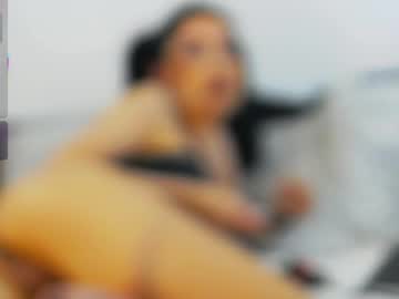 Luluubloomm April 04, 2026 Chaturbate stream image
