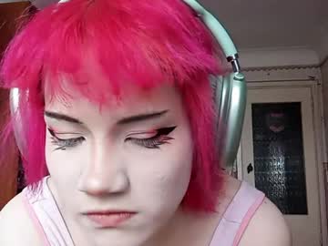 Madgezari April 04, 2026 Chaturbate stream image