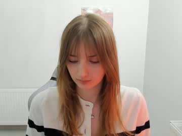Jenniestar April 04, 2026 Chaturbate stream image