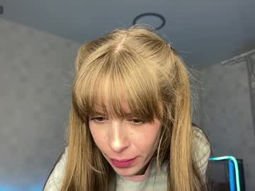 Rosamoore April 04, 2026 Chaturbate stream image
