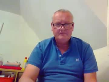 Curiousax77 April 04, 2026 Chaturbate stream image