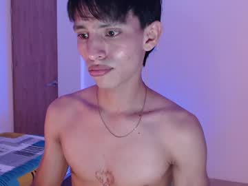 Andrew_Courtz April 04, 2026 Chaturbate stream image