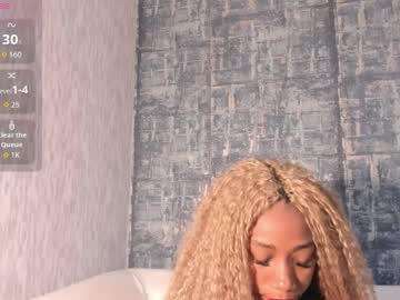 Nathalyleen April 04, 2026 Chaturbate stream image