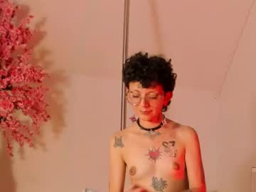 Calioperoux1 April 04, 2026 Chaturbate stream image