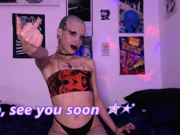 Plutonbluemoon_999 April 05, 2026 Chaturbate stream image
