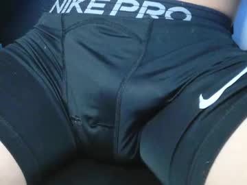 Slimhungyvng April 05, 2026 Chaturbate stream image