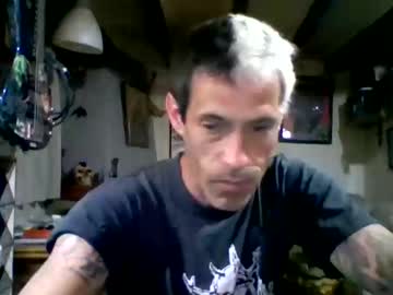 Bernichaos77 April 05, 2026 Chaturbate stream image
