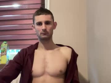 Tommilovee April 05, 2026 Chaturbate stream image
