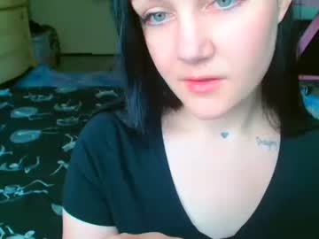 Emeraldafterdark April 05, 2026 Chaturbate stream image
