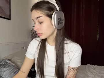 Latiaburtenshaw April 05, 2026 Chaturbate stream image