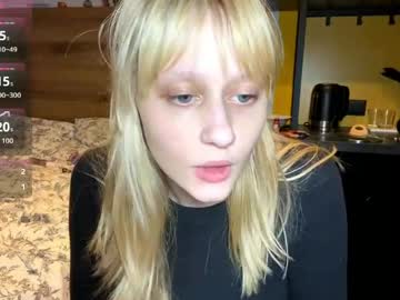 Christinebrillhart April 05, 2026 Chaturbate stream image