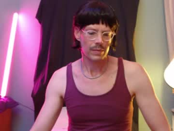 Cosmiclovercat April 05, 2026 Chaturbate stream image