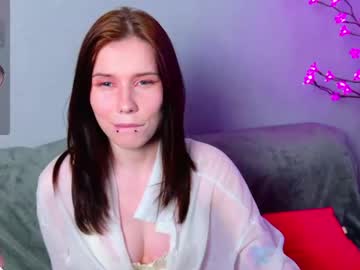 Mellhyees April 05, 2026 Chaturbate stream image