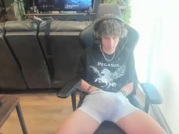 Bashful4200 April 05, 2026 Chaturbate stream image
