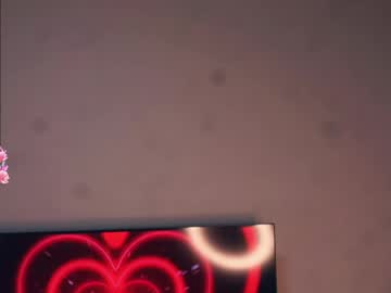 Charlinepiker April 05, 2026 Chaturbate stream image