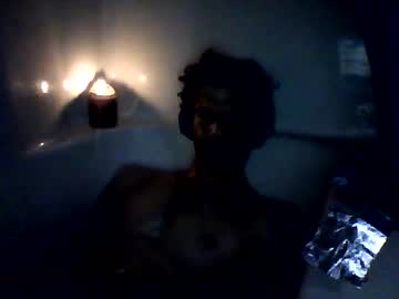 Moondoggie00111 April 06, 2026 Chaturbate stream image