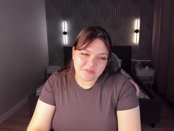 Evelyne_Loo April 06, 2026 Chaturbate stream image