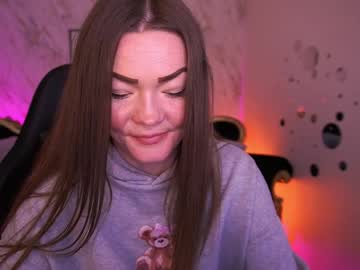 Glow_Kitten April 06, 2026 Chaturbate stream image