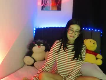 Ily_Bea April 07, 2026 Chaturbate stream image